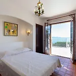빌라 La Baiassiere By Interhome